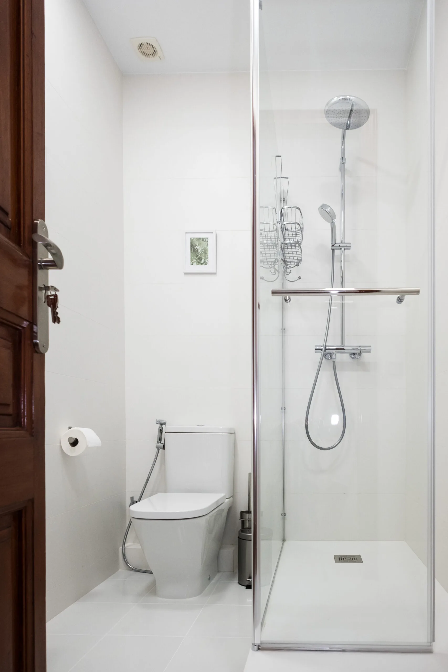 Baño moderno del apartamento stayinbcn en el Eixample de Barcelona