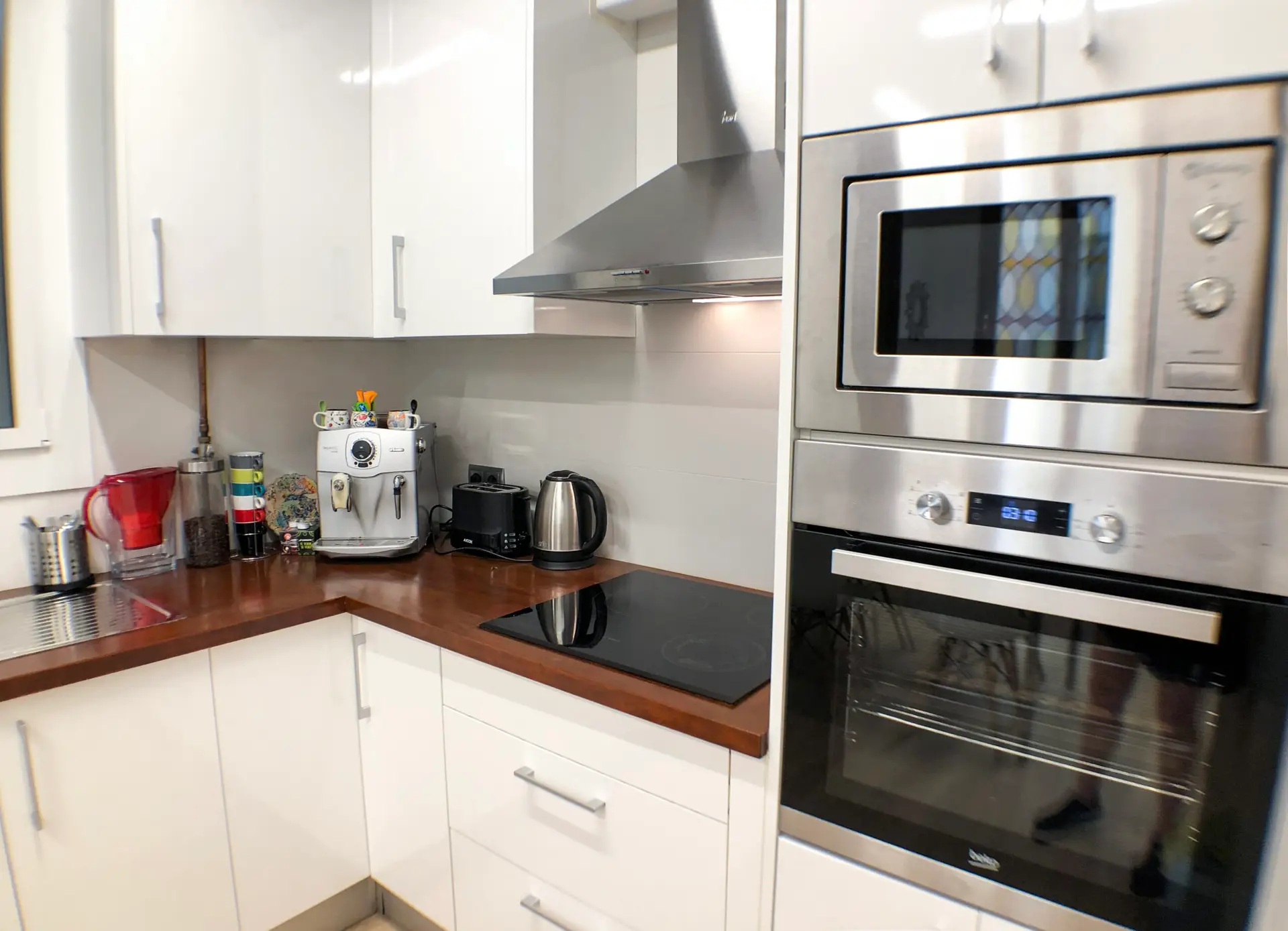 Cocina equipada del apartamento stayinbcn en el Eixample de Barcelona