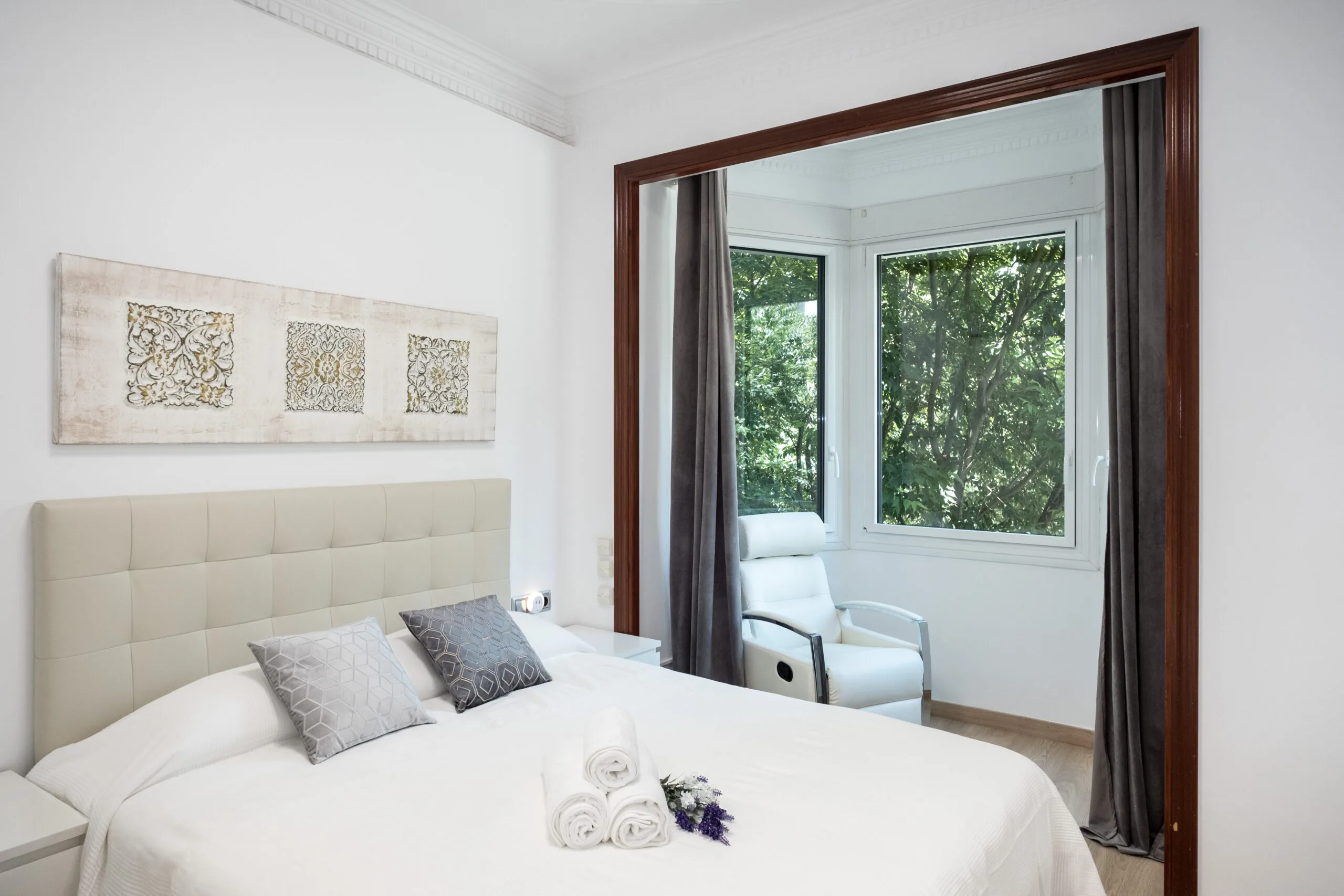 Habitación doble superior del apartamento stayinbcn, con luz natural, Eixample Barcelona